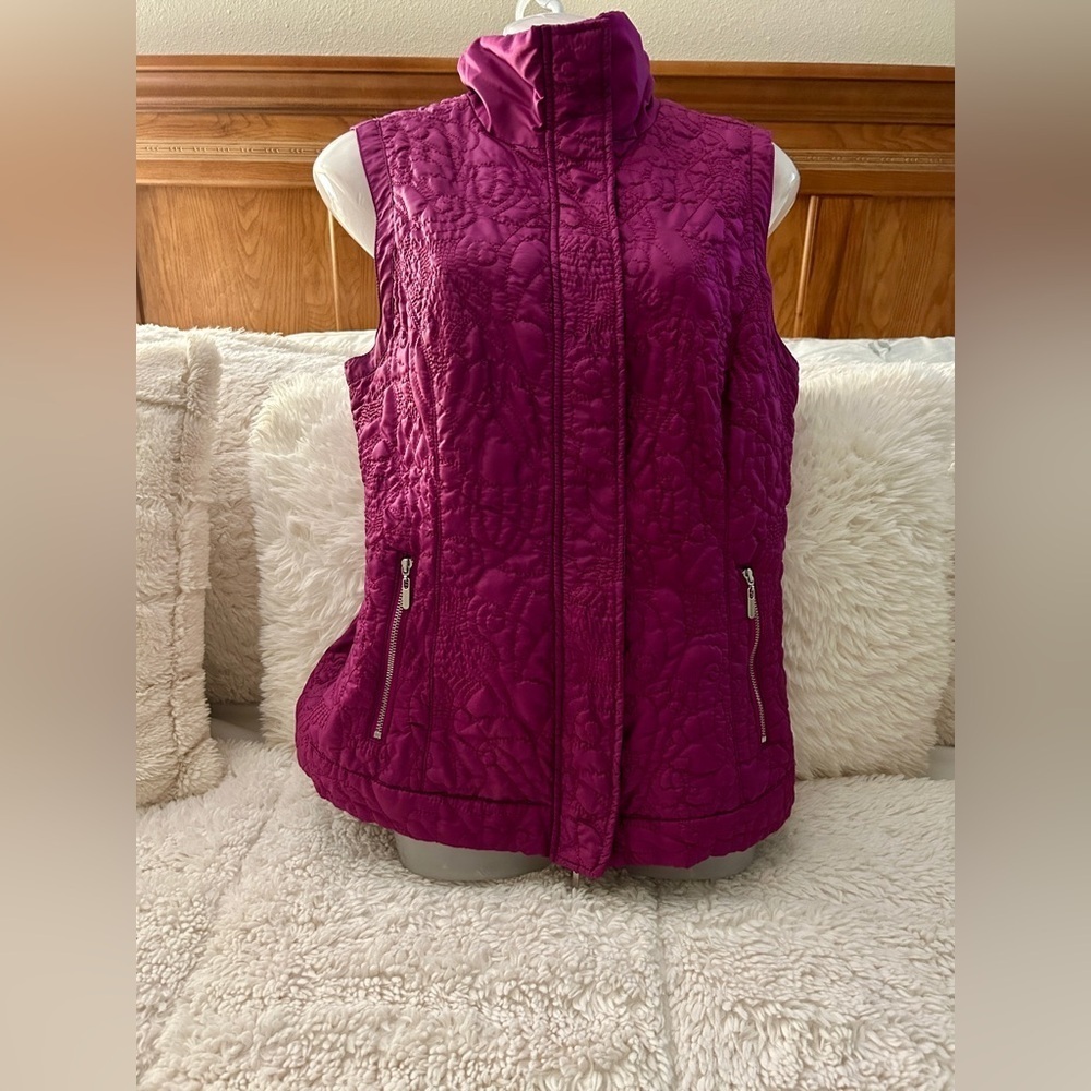Christopher & Banks Quilted Vest Fushia Womens Sz Medium​​​​